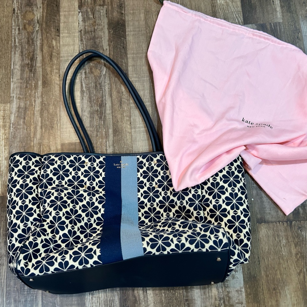 Kate Spade Blue and Cream Flower Floral Jacquard Extra Large Handbag Tote